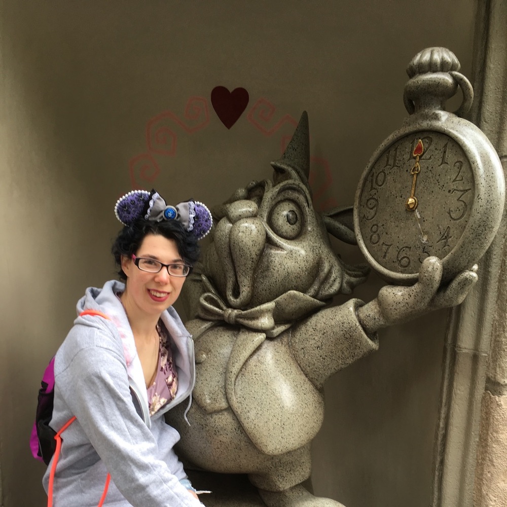 Meet your Posher, Lizbeth